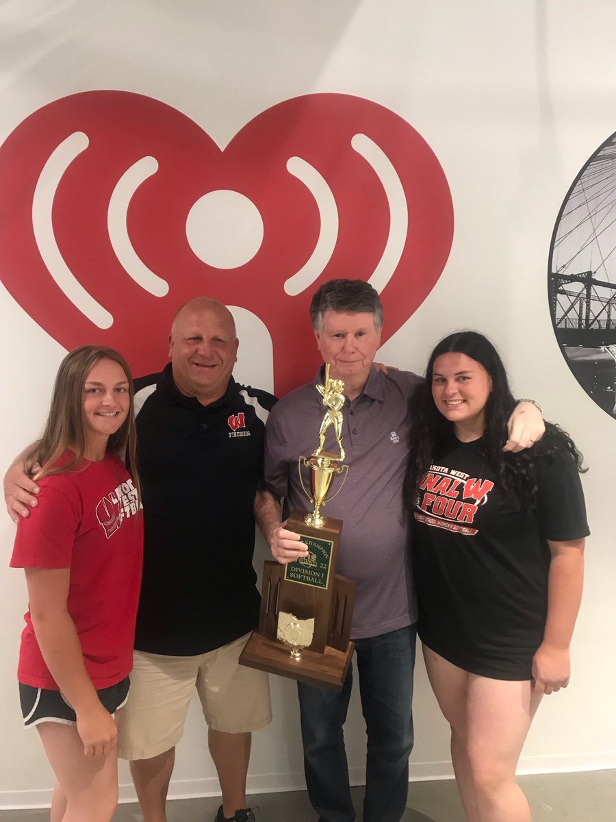 LWFirebirdsSB's tweet photo. Look at these 3! They had the opportunity to be on the Bill Cunningham Show this afternoon on 700WLW to talk about the season and being State Champs! @westfirebirds @FirebirdTweets @SD_LODI @LakotaWestAD @LakotaDistrict #WEareLakota https://t.co/srwpNpu2UA