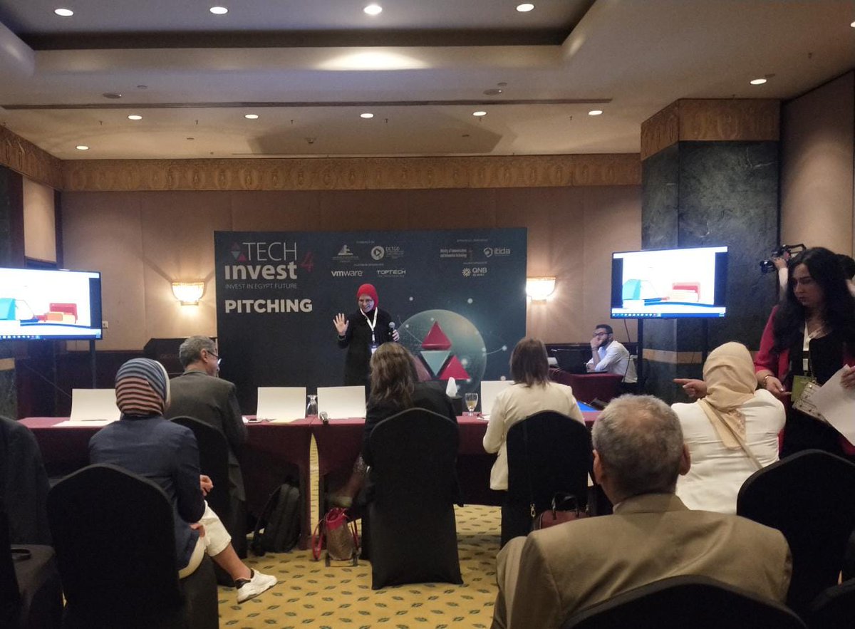 DETGDEG's tweet photo. A gimplse of the startups pitching.

#TechInvest4 #DETGD https://t.co/BQzfkvTHbQ