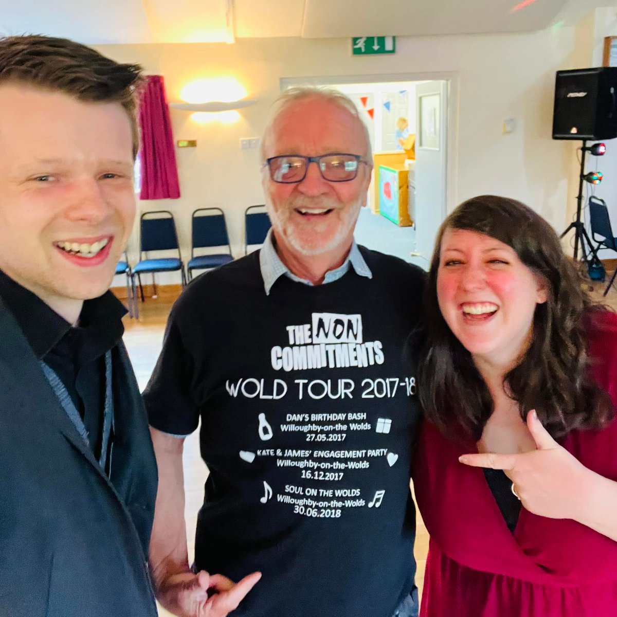 Non_Commitments's tweet photo. Fab Jubilee party in Willoughby on Sunday! Lovely to see lots of familiar faces who have supported us over the years. Special thanks to Caroline for organising, and to Steve who came in one of our ‘tour t-shirts’ from times gone by - brilliant!😍😆👏 We'll sure miss playing here! https://t.co/2H8LiHbhyo