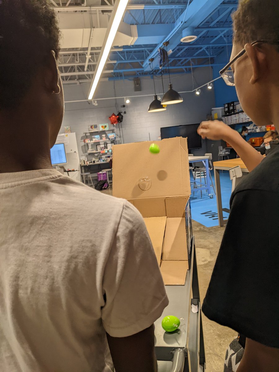 MsYaple's tweet photo. What a better way to celebrate the end of the year in the lab than with a carnival! Students prototyped carnival games their way with recycled materials - ring toss, plinko, know them down, and basketball! So much fun was had @BaysideMSVBCPS  #STEMeducation https://t.co/7VA7f2rQPo