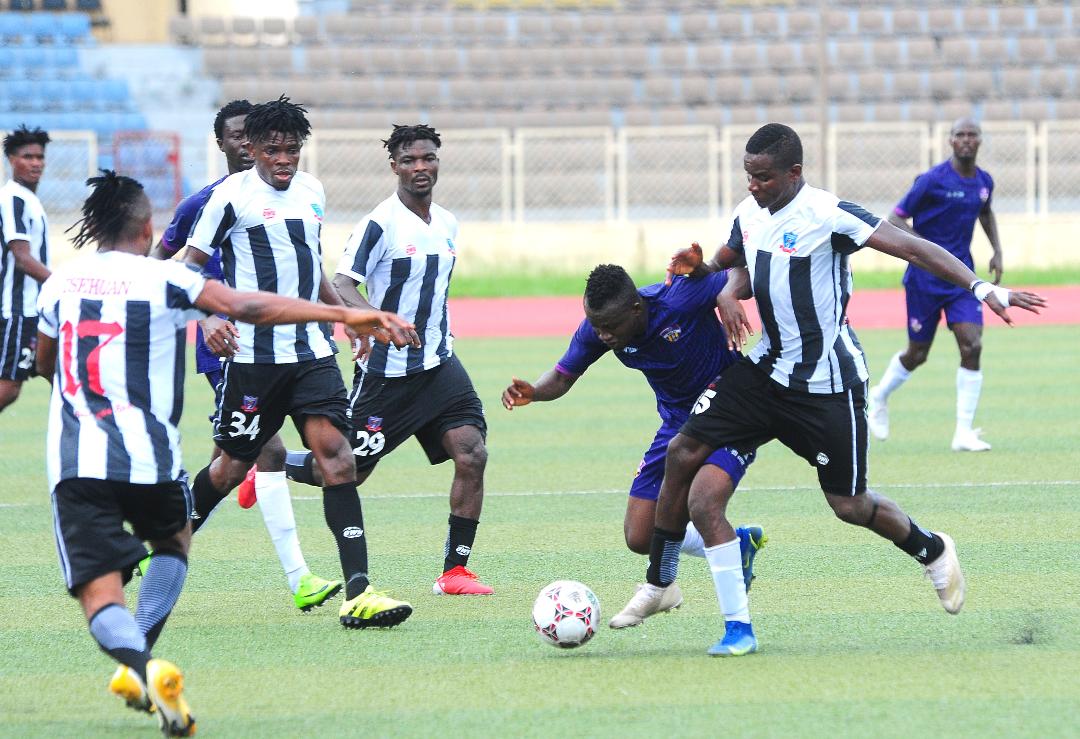LMCNPFL's tweet photo. #NPFL22 in 📸

🗓️ 𝐌𝐚𝐭𝐜𝐡𝐝𝐚𝐲 𝟑𝟐

MFM 0-0 Lobi #MFMLOB #NPFL22

🏟️ Dipo Dina Stadium

📍 Ijebu-Ode

@SundayDareSD https://t.co/9RAjoJEBkK