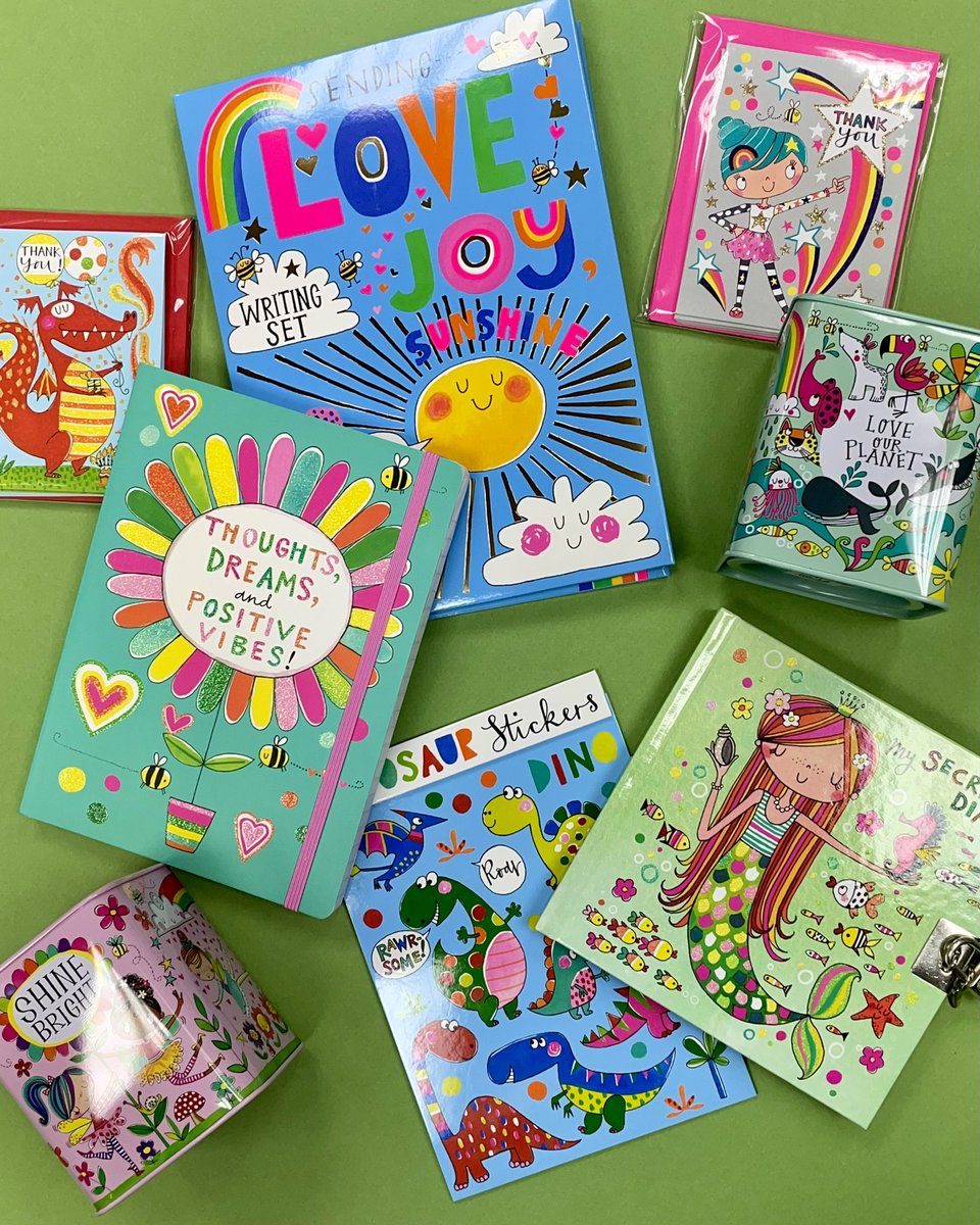 We’ve just had a fabulous delivery of @rachelellencard goodies! Perfect for gifting 💚

#supportsmallbusiness #shopsmall #stationeryaddict #welovereigate #reigatemums #giftideas