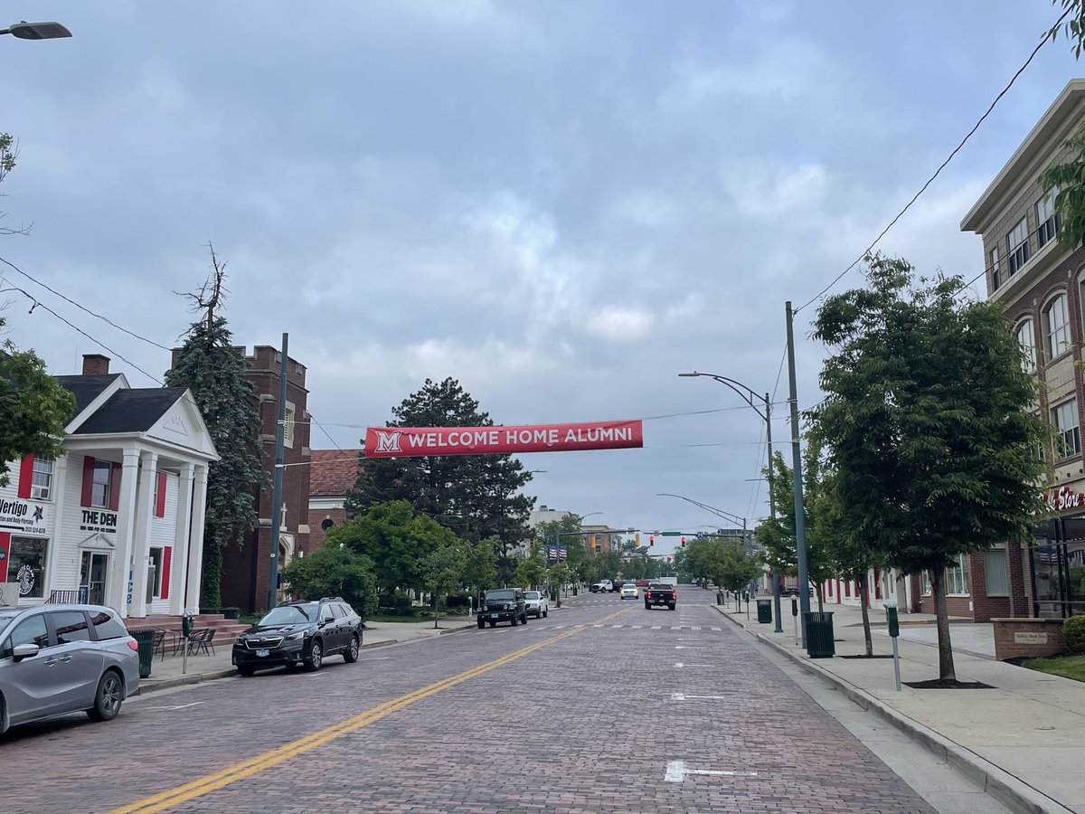 ProfJasonLane's tweet photo. Look forward to welcoming back more than 1000 ⁦@MiamiAlum⁩’s as part of the annual alumni weekend. We’ll be kicking off the 120th anniversary year of ⁦@MiamiOHehs⁩!  Make sure to swing by McGuffey Hall if you’re around Oxford Saturday afternoon! #LoveandHonor https://t.co/Hipej72smy