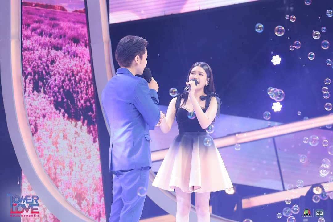 towerofloveWP23's tweet photo. #MyLove ภารกิจสุดท้ายกับเพลงที่แทนใจ #มากกว่ารัก ที่ร้องโดยสาวโสด #เรนเดียร์ปฤสยา และคู่เดตที่เธอตามหามาแสนนาน คือ #นายลูกเงาะ หรือ #อาร์ตสหวัสส์ วันนี้เสียงเพลงพาเขาและเธอเดินทางมาเจอกันแล้วตรงนี้

#TowerofLove 
📌ทุกวันอังคาร เวลา 20.05 น. ทาง #ช่องเวิร์คพอยท์23 #Workpoint https://t.co/LtYzncZQRD