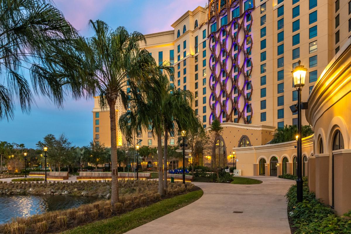 SternbergLight's tweet photo. Gran Desitino Tower in Lake Buena Vista, Florida. The hotel presents a unique blend of Spanish, Mexican and Southwest American cultures, accented by our Venice V410-XRLED on Plainfield 5700 poles, as well wall-mounted configurations. To see photo gallery: https://t.co/yHppOm9gTj https://t.co/BJHfu71czW