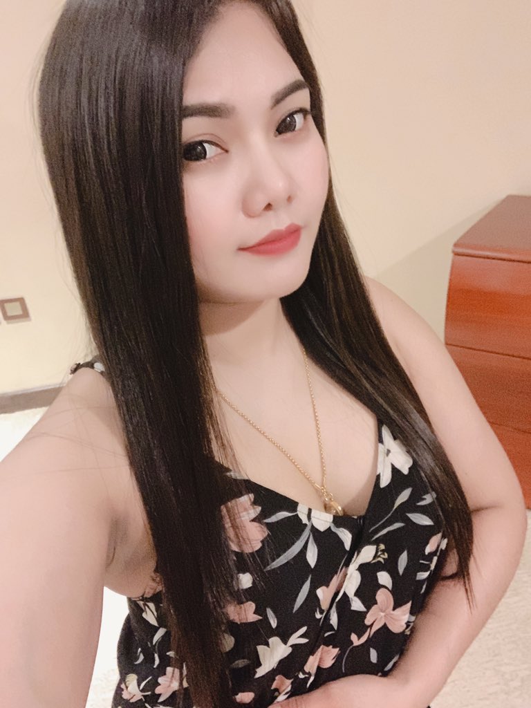 mameawsl's tweet photo. #massage #massage for relax #Doha massage #Good lady massage #Doha https://t.co/ZCKZlZdccN