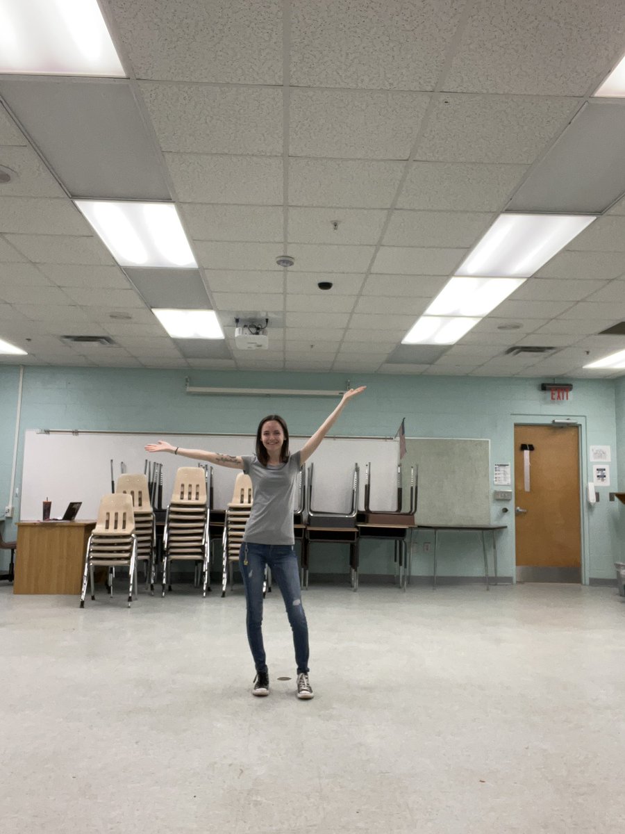 That’s a wrap in room 103.. 🥹💙 #goodbyefirstclassroom