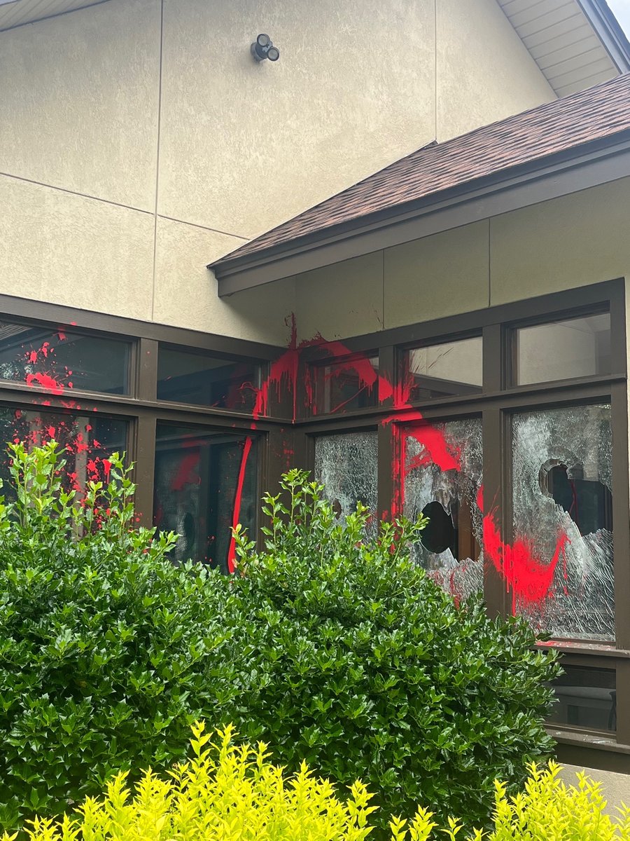 The Mountain Area Pregnancy Center in Asheville was vandalized last night by those who hate their #prolife work. The damage was extensive but staff and volunteers are working on clean up and are committed to keeping appointments today. Send donations to mtnpregnancy.com