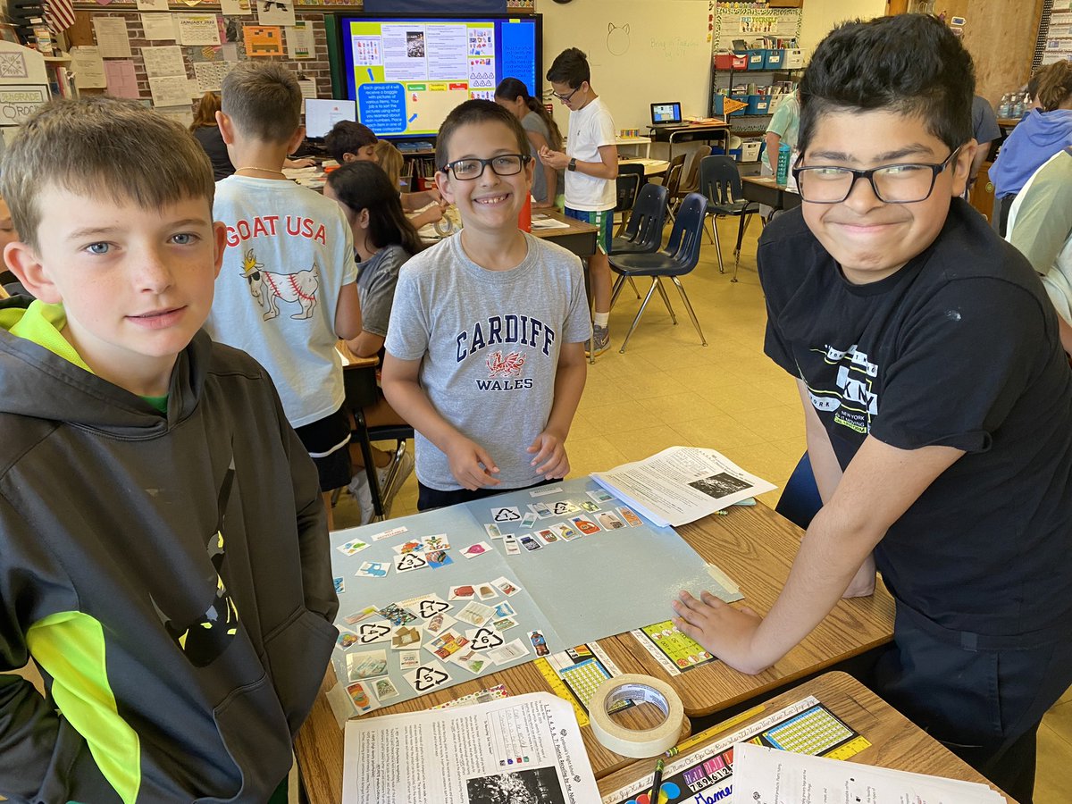 LynFlightSchool's tweet image. Do you know your resin numbers? @MarionStreetLyn fifth graders do! #ProjectBasedLearning #WeLoveFlightSchool