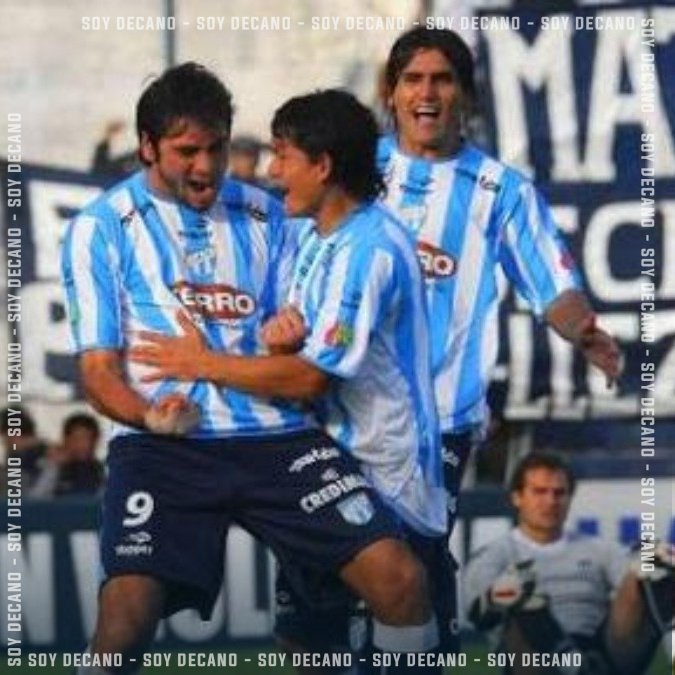 SoyDecanoOf's tweet image. ¡TUCUMÁN ES DE PRIMERA!

Un día como hoy @ATOficial de la mano de un equipo inolvidable y el enorme "Chulo" Rivoira lograban el ascenso a Primera División. 

#DaleDeca #VamosDecano