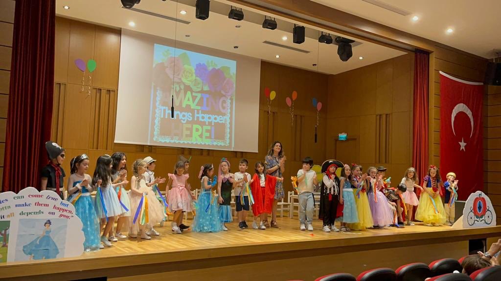🌼 🍄 Fairy tales can come true but you gotto make them happen, it all depends on you 🧚‍♀️ 🌈

Thank you Şirin teacher

<a href="/EnisEryaman/">Enis Eryaman</a> <a href="/ece_hamret/">Ece HAMRET</a> <a href="/KevsGunesMetin/">Kevser Güneş Metin</a> <a href="/sirinkurtoglu/">✨C₳rd₳no World✨K₳IJI</a> #tuzladoğakoleji #tuzladoğailkokulu