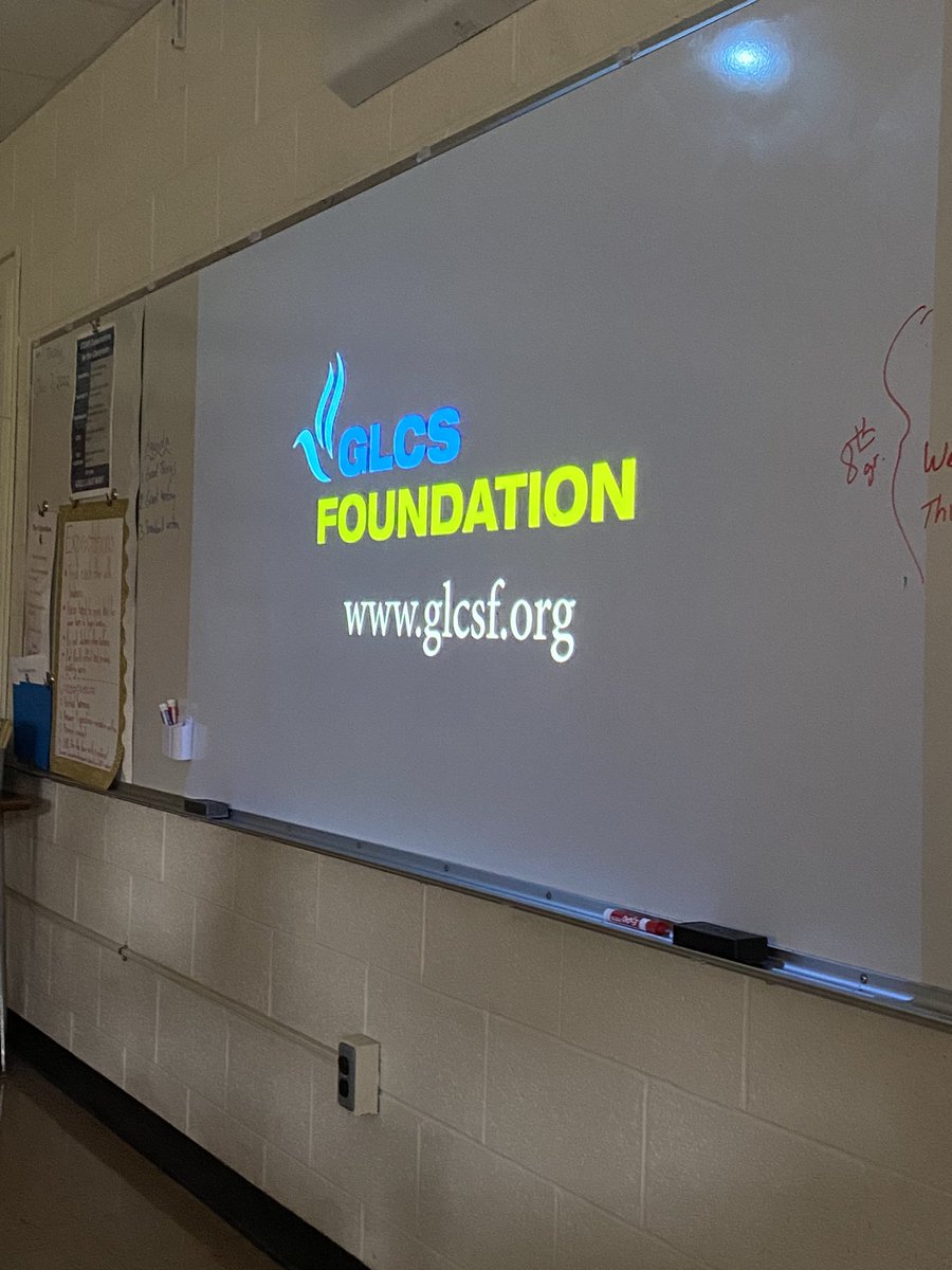 PeroMrs's tweet image. Sixth graders in Authors Workshop learned about  the GLCS Foundation and the process for applying for financial support. The students had some great ideas on what they might want to pursue. #glcs #glcsms