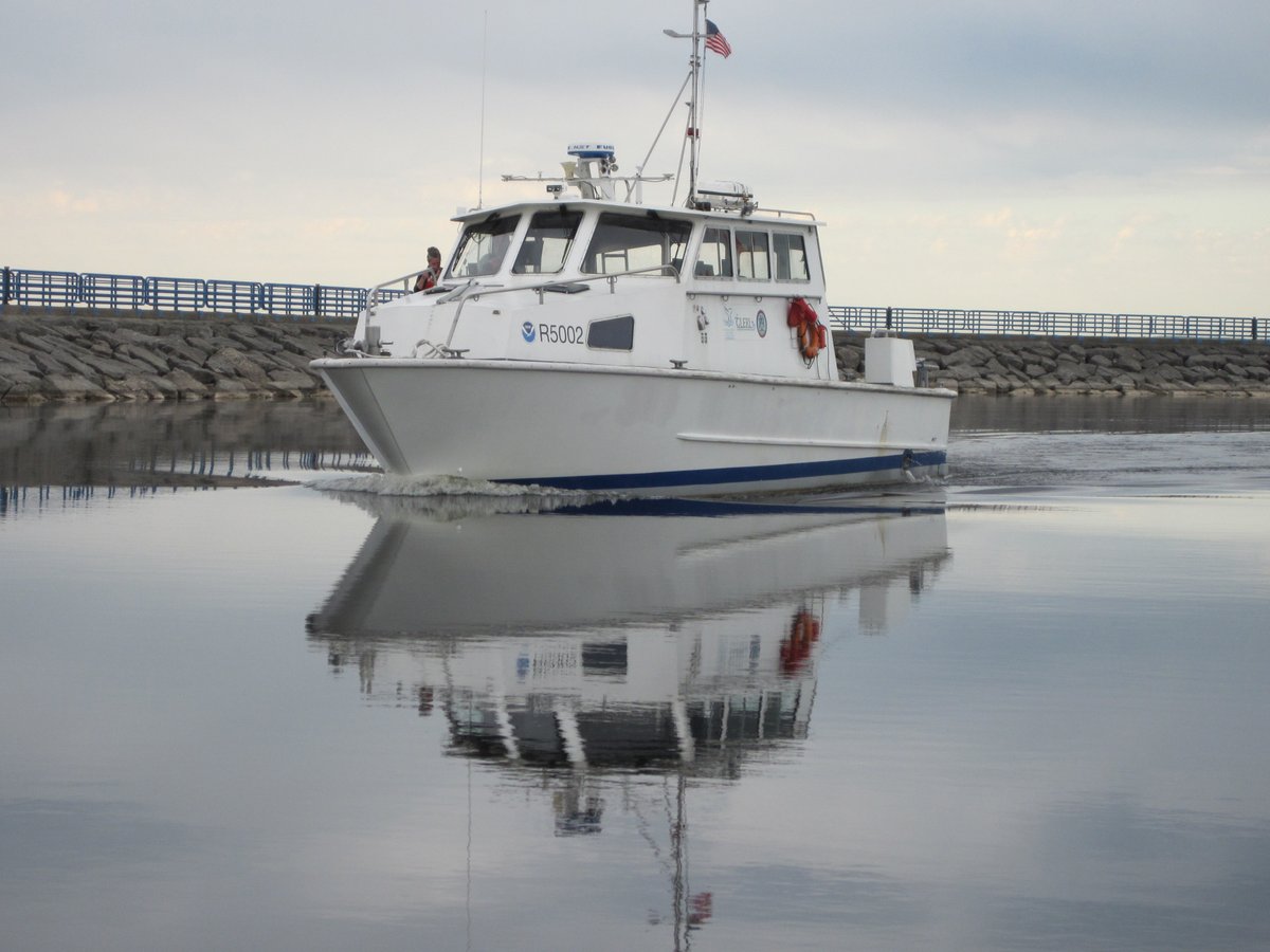 oceanexplorer's tweet photo. This expedition team kept busy, launching autonomous underwater and remotely operated vehicles to collect shipwreck data that can in turn be used to "train" machine learning models for shipwreck detection using sonar imagery. Cool, huh?

https://t.co/MP6p3w8nZs https://t.co/SOrNq6tWfg