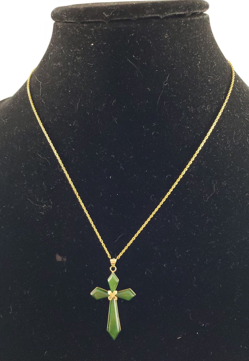 atticesoterica's tweet photo. Vintage Unsigned Faux Jade And 14 K Gold Cross With Chain, Retro Religious Necklace, #vintagecross, #vintagereligiousnecklace https://t.co/X1i5JKz6dM #Antiques #Curios #Collectibles #BestOffer #Etsy #Vintage #AtticEsoterica #RetroCross https://t.co/kGqZpSl5uF