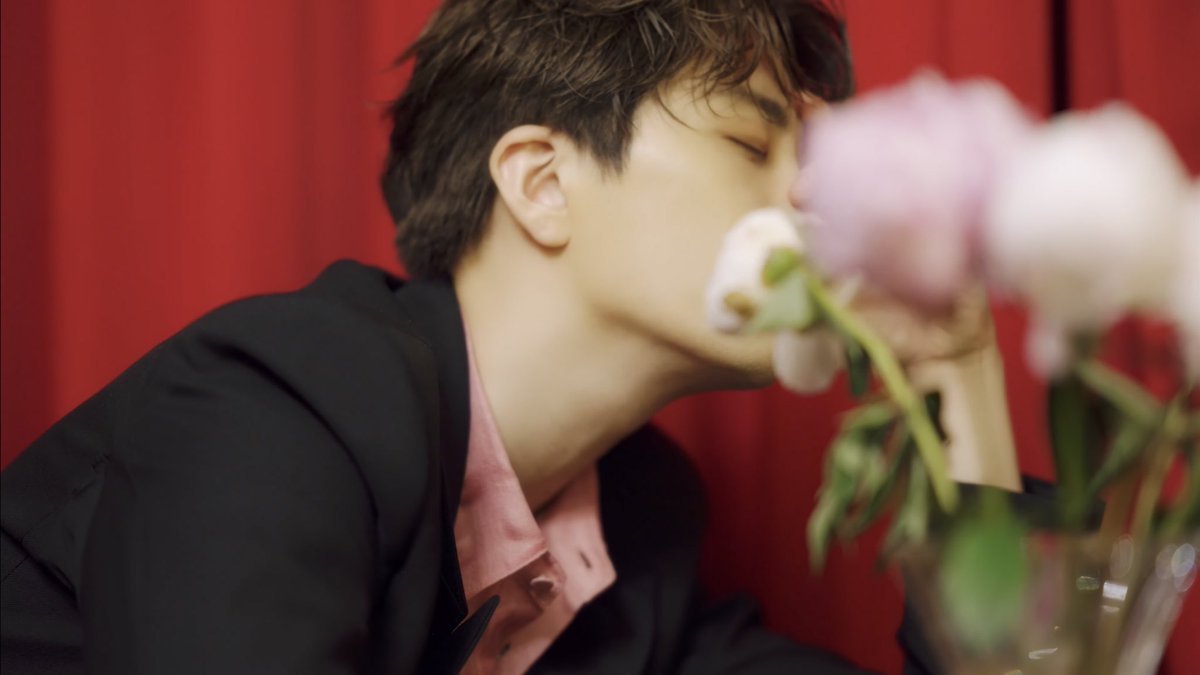 kaimookkjj's tweet image. อยากฟังเเล้วอะ ชอบมากกกกทั้งดนตรีทั้งMV ยองเเจเก่งมาก😭😭

#Sugar_MoodSampler1
YOUNGJAE COMEBACK D13

#YOUNGJAE_SUGAR #SUGAR 
#최영재 #영재  #YOUNGJAE  #ARS #GOT7  #갓세븐  @GOTYJ_Ars_Vita