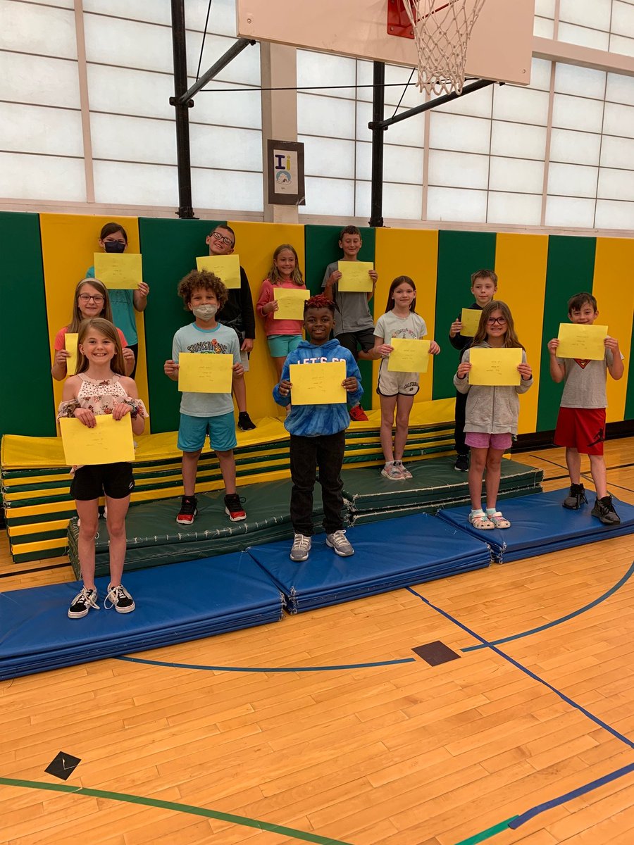 PlankNorthPE's tweet photo. #trackawards @PlankNorthPride @Schrodertrack https://t.co/MQb96ZDIw9