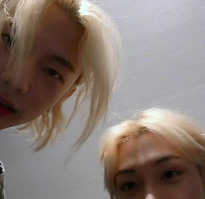 muffinxav's tweet image. 11:11 @lavenderlust_  mi amor.