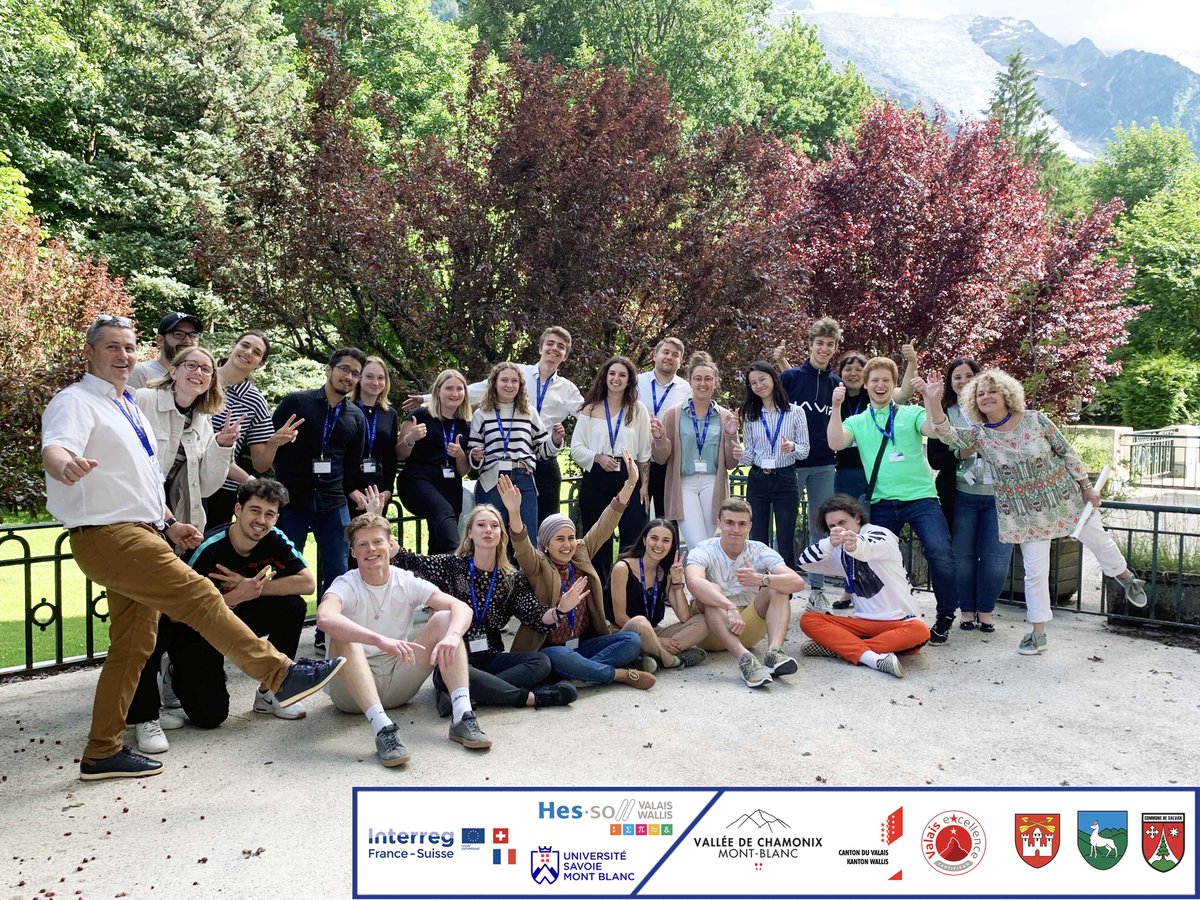 Avec les partenaires suisses de la <a href="/hes_so/">HES-SO</a> et le Pôle #entrepreneuriat de l'<a href="/Univ_Savoie/">UnivSavoieMontBlanc</a>, étudiants entrepreneurs et équipe DYNAMONT se sont retrouvés à Chamonix pour 2 jours. Objectif : créer des outils pour améliorer l’accompagnement de projets entrepreneuriaux en montagne.