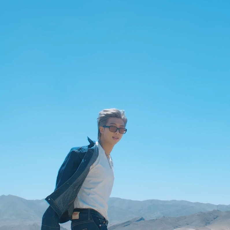 trbtsandarmy's tweet photo. #YetToCome #YetToComeMvTeaser1 #YetToCome_BTS #BTS_Proof #BTS #kimnamjoon #rm https://t.co/TSJ1YpIhtp