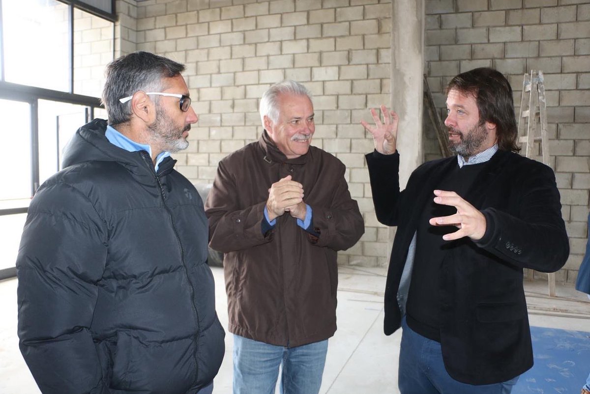 RPMunicipio's tweet photo. Con la presencia del director de Educación Física de la provincia de Buenos Aires, Leonardo Troncoso realizó la asistencia técnica “Las prácticas corporales en el ambiente natural” en la E.E.S Nº 4 https://t.co/SaaVv55W5F