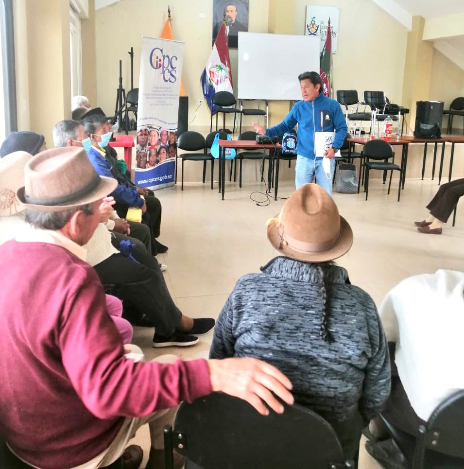 TungurahuaCpccs's tweet photo. #Tungurahua | #CPCCS Continuamos con las Escuelas de formación ciudadana dirigida a grupos del adulto mayor de: #Pinllo #Yanayacu #Atarazana #ConstantinoFernandez 

#Transparencia #ParticipaciónCiudadana #ControlSocial 
@CpccsEc https://t.co/0ElPWg15IJ