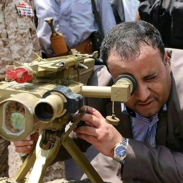 دعي روحي أيا دنيا دعيني 
            فلي شغلي بألآمي وديني..
من الجيد جداً مراجعة النفس فيما يخص الاهتمام بدين الله ومراجعة الاداء ب المسؤليات 
لأننا سنحاسب ع كل ما اوكل الله إلينا من طاقات ولم نقم بتفعيلها لبنا دين الله ونصرة الحق وليكن الشهيد الصماد لنا القدوه في ذلك ...