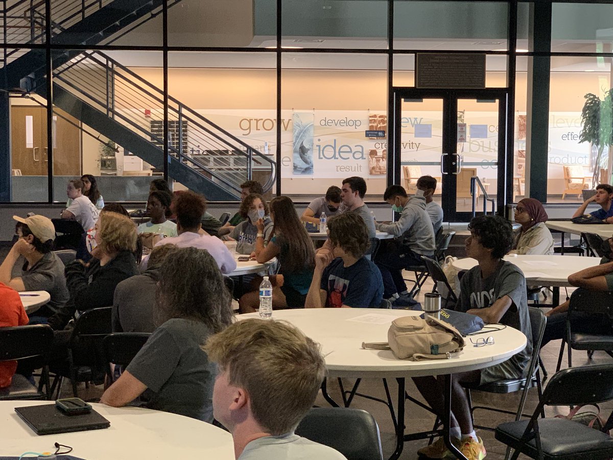 cjburnworth's tweet photo. 20 + @SylvaniaSchools students participating in @UToledoCoE microelectronics workshop #STEMeducation https://t.co/dDxiGs93yn