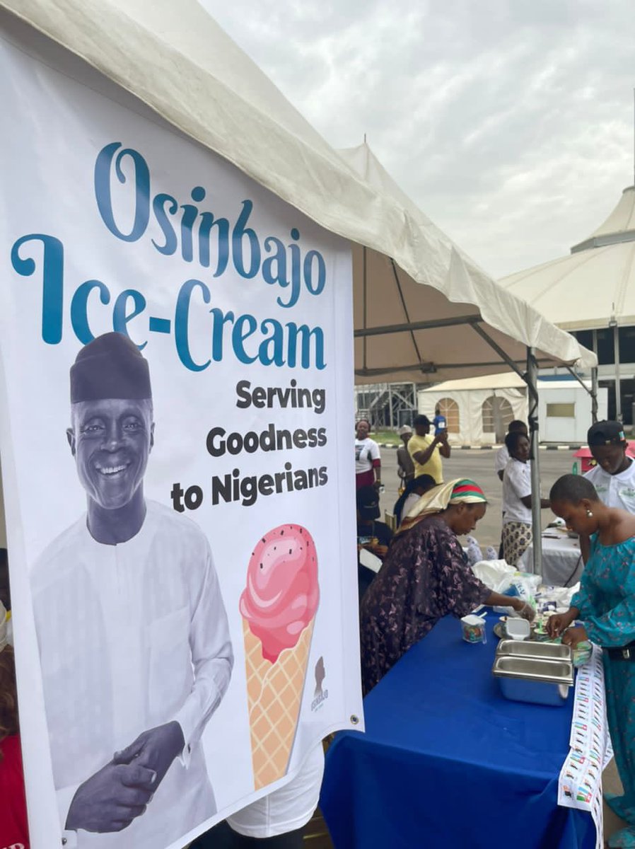 whitenigerian's tweet photo. Serving Goodness to Nigerian’s 🇳🇬✅😀 https://t.co/61HWBNdKLj