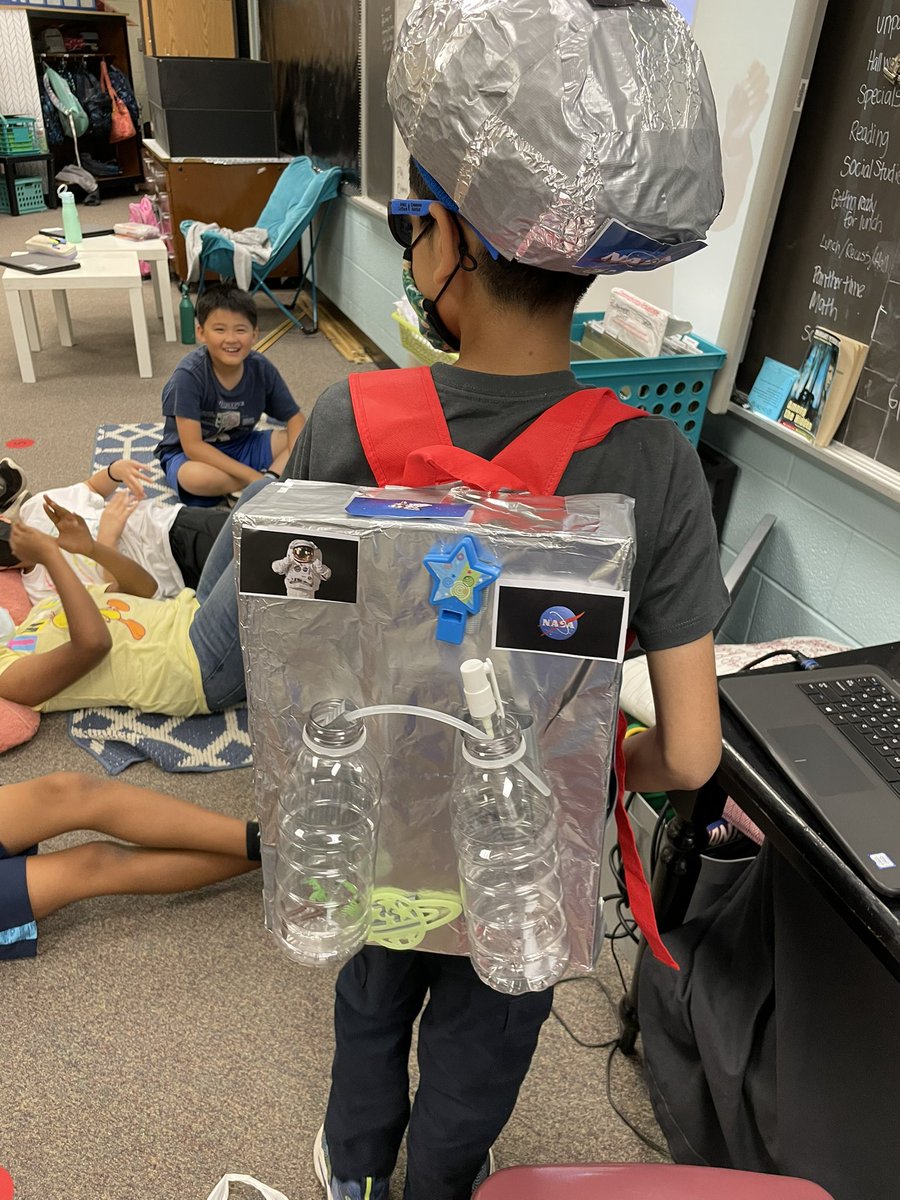 TechyDaniels's tweet photo. Some more creative PBL presentations! #TechYesPBL #FCPSon #PBLinFCPS @NASA @canva https://t.co/b6QwTe5pIW