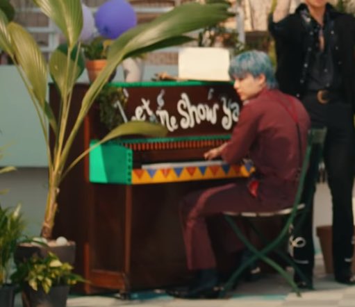 agustdidas's tweet photo. one thing yoongi will do is bring his first love with him https://t.co/GfJl1oLN6o