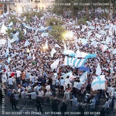 SoyDecanoOf's tweet image. ¡TUCUMÁN ES DE PRIMERA!

Un día como hoy @ATOficial de la mano de un equipo inolvidable y el enorme "Chulo" Rivoira lograban el ascenso a Primera División. 

#DaleDeca #VamosDecano
