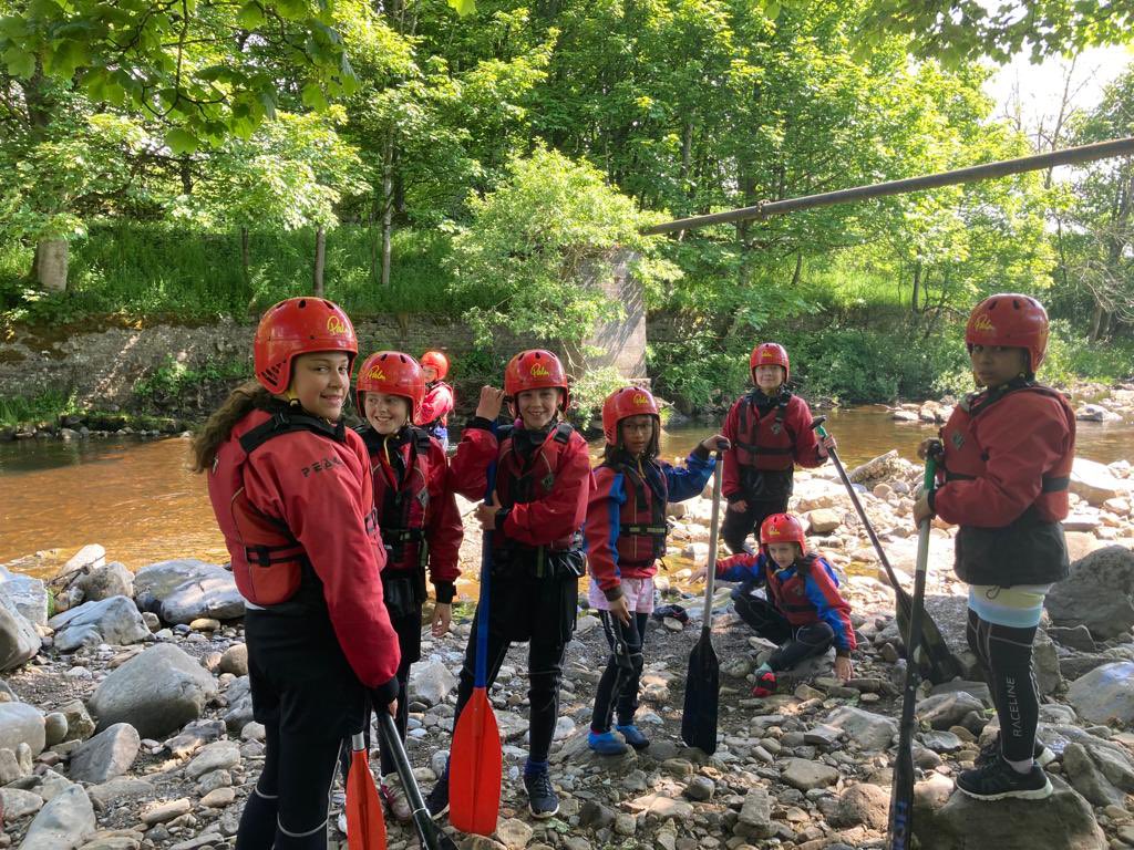 Group 3 have had a fantastic sunny day canoeing and swimming in the river this morning and excelling at the high ropes course this afternoon! Mrs Wood has been so impressed with this group’s resilience and teamwork.