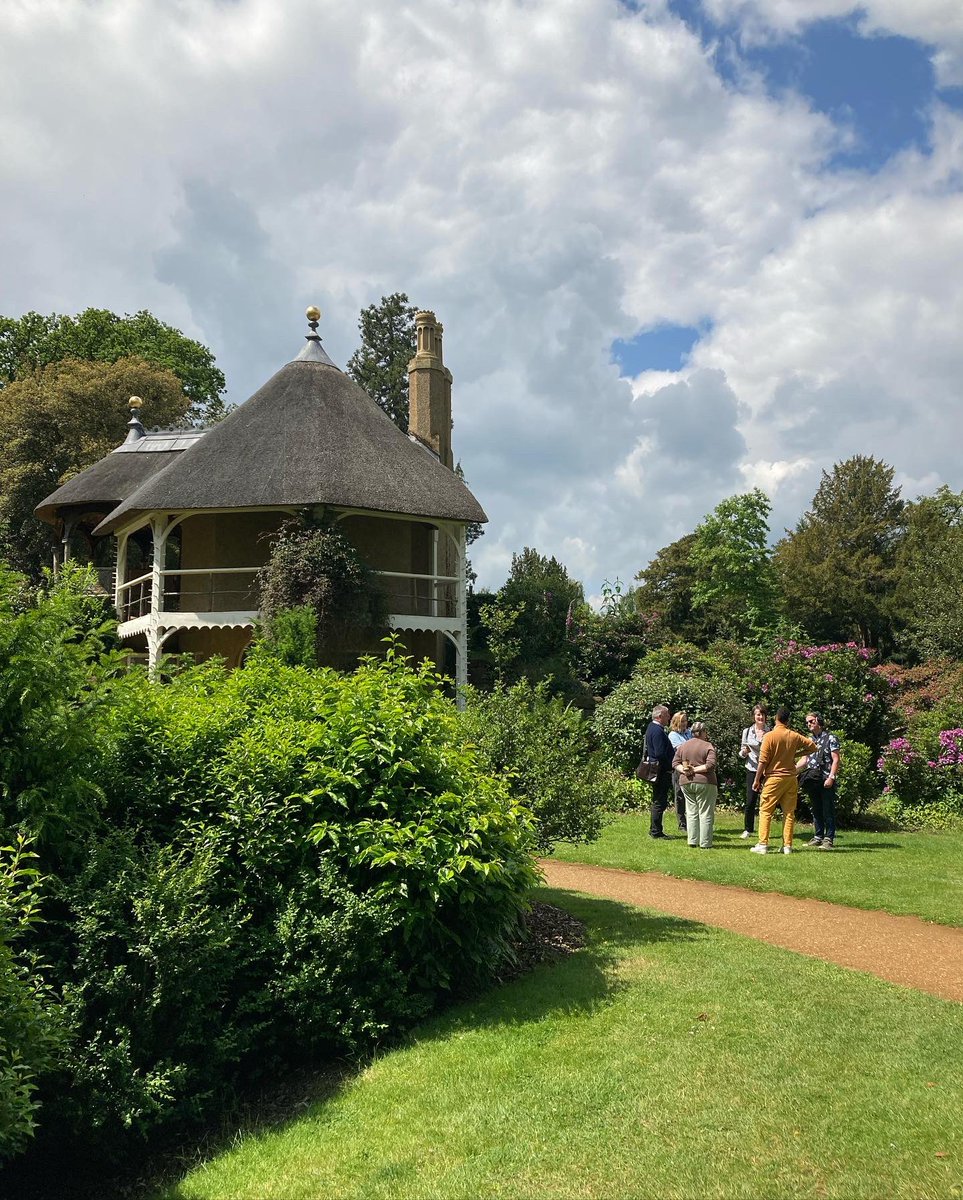 We were delighted to welcome BBC Radio 4's Gardeners Question Time team to the Swiss Garden this morning to record their Post Bag edition of the programme with our Head Gardener Sissel Dahl.🌺

The programme is due to air in early July. We’ll keep you posted! 📻 👀 

<a href="/BBCGQT/">BBC Radio 4's GQT</a>