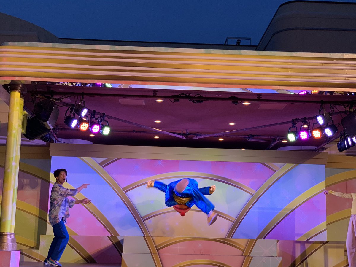 ElaineIshihara's tweet photo. Breakdancer!!!
#USJファン
#USJdance
#USJ_now
#ユニバーサルスタジオジャパン
#elmo
#barney
#breakdance
#Dancer https://t.co/wXNmxRL6y5