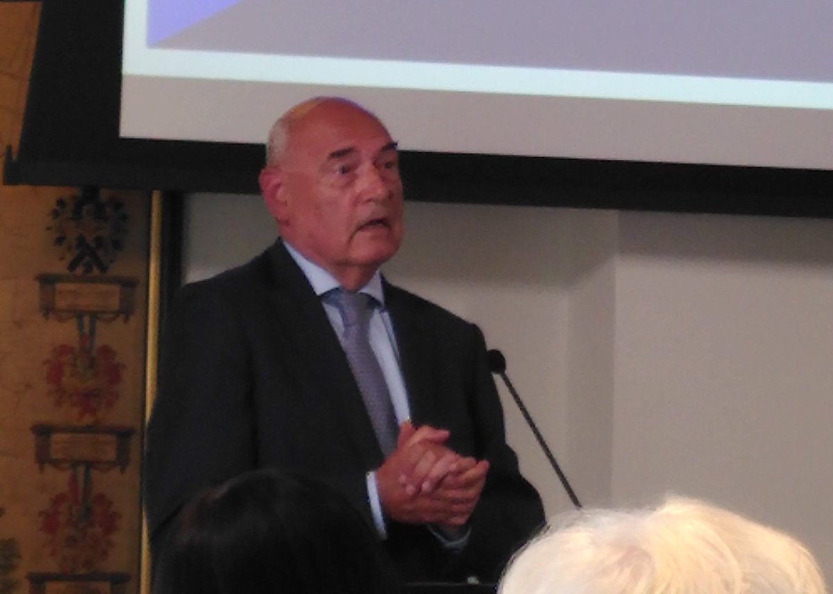 Willem Schramade tweet media