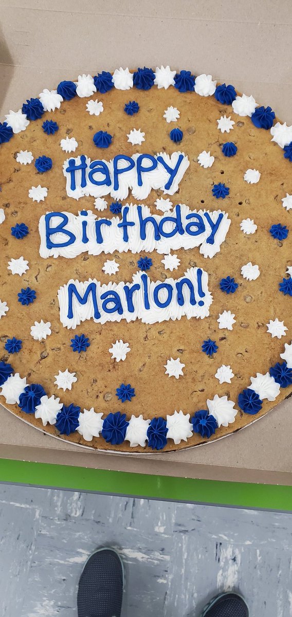 Happy birthday early to Mr. Gilbert! #FlippenFabulous
<a href="/iam_MarlonG/">Marlon Gilbert, Ed.D</a>