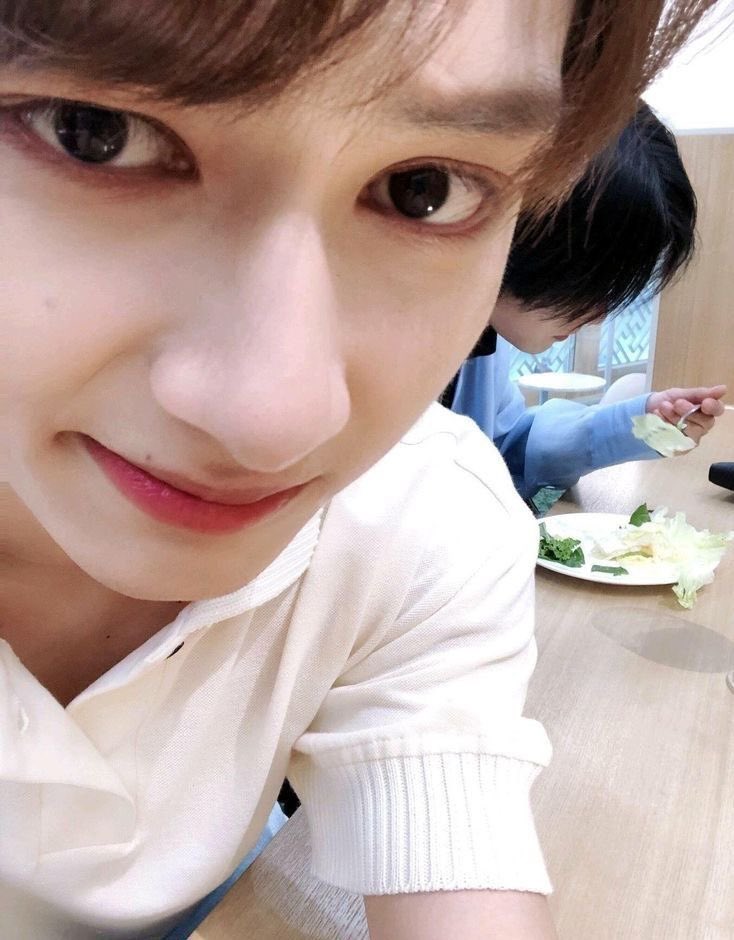 lcvejjong's tweet photo. happy the eighth of june to the8 of jun https://t.co/GnD1t6SdGL