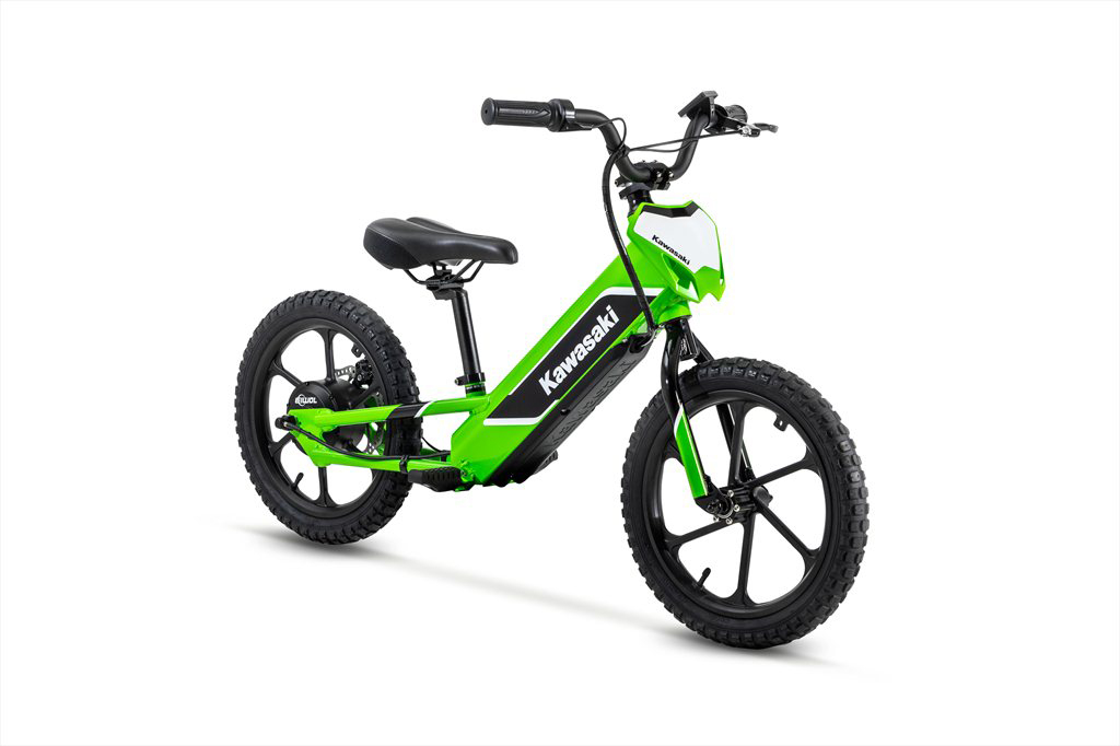 Lime Green little rippers unite! Take a look at the newly released 2023 <a href="/KawasakiUSA/">Kawasaki USA</a> Elektrode electric balance bicycle.👍📈
powersportsbusiness.com/top-stories/20…