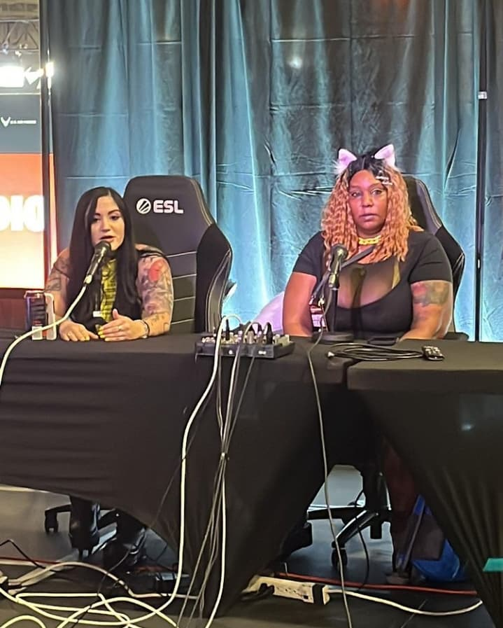 Imfamousx1x's tweet photo. transparency : often times this space will make u feel like your no one.. ive be come so humble that to me im just imphy/steph but doing so much @DreamHack #DHDAL22 i see someone is paying attention, someone sees my hard work, and imfamousx1x has made a impact somewhere https://t.co/eOz3crKg5u