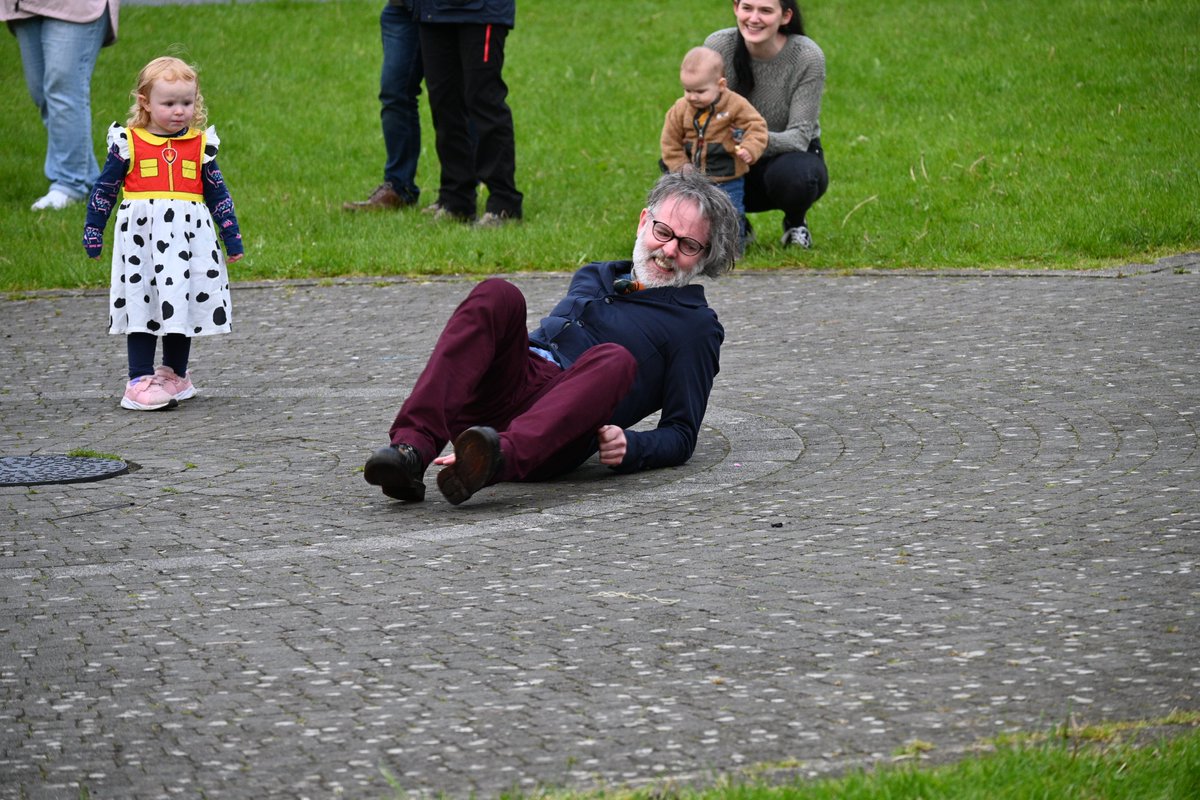 colin lavery tweet media