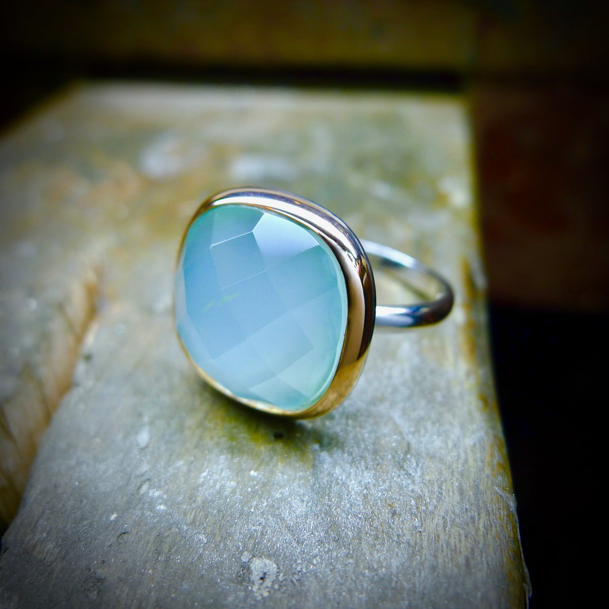 AidiMac's tweet photo. Made with silver and Irish mined rose gold. Which is nicer #rosequartz or #chalcedony ? https://t.co/lbDViX6fI3