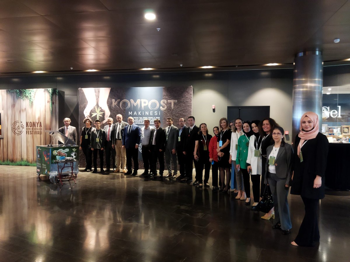 Çevre Eğitimi Projesi Ödül Törenimiz. Mustafa AYTEN,Ömür Faik KONAK  Eylem SONAKALAN'a sonsuz teşekkürler. @mkurt7386 @KONCEPSifirAtik <a href="/fozcelik51/">Fatih ÖZÇELİK</a> <a href="/MustafaKavus/">Mustafa Kavuş</a> <a href="/mustafakoca42/">Mustafa Koca</a> @