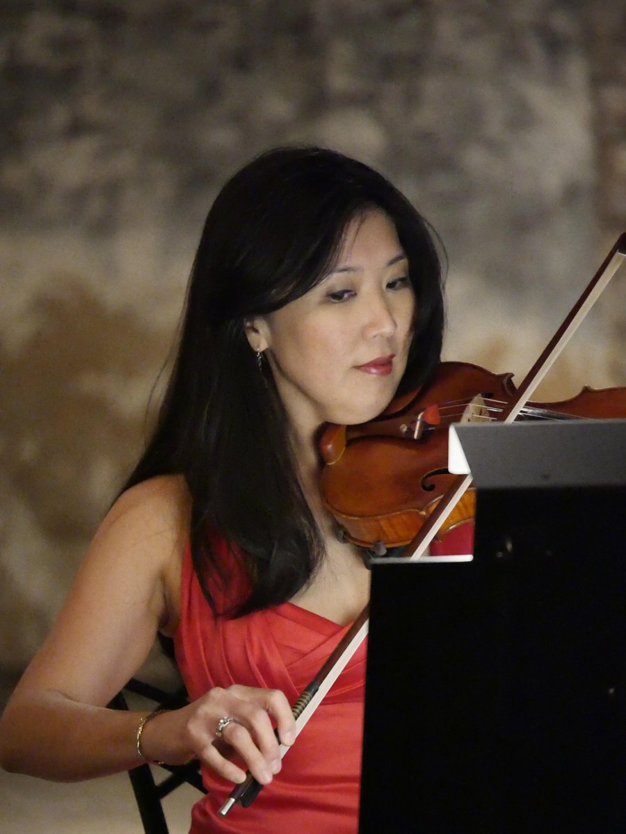 ACP Violinist Helen Hwaya Kim is in Des Moines, Iowa at the Zenith Chamber Music Festival this week!

#chambermusic #classicalmusic #musicfestival 

zenith.wp.drake.edu