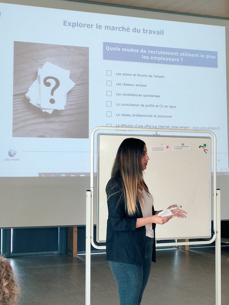 EmmanuelRieth's tweet photo. L'agence @poleemploi_GE #Mulhouse Doller inaugure hors de ses murs sa nouvelle offre de service dédiée aux demandeurs d'emploi de longues durées👍
Un moment riche ponctué d'échanges constructifs , d'enthousiasme👏Merci à la maire #Wittenheim et au projet #territoires_zéro_chomeur https://t.co/G08Aw7YNOK