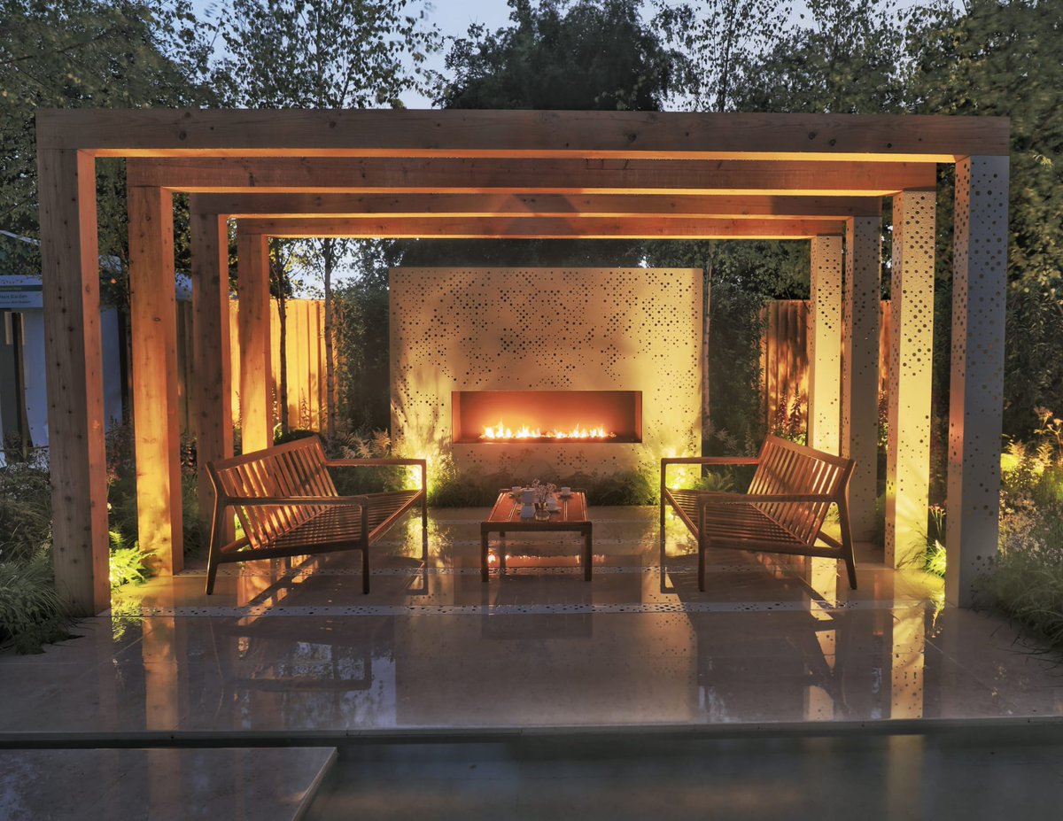 BordBiaBloom's tweet image. And it's a wrap! ❤️👏 
As the sun goes down on our last day in the park, we'd like to say good night and thank you to everyone who visited #BordBiaBloom2022. It was wonderful to welcome you back to the Phoenix Park 🌼
See you all for #BordBiaBloom2023 🌼