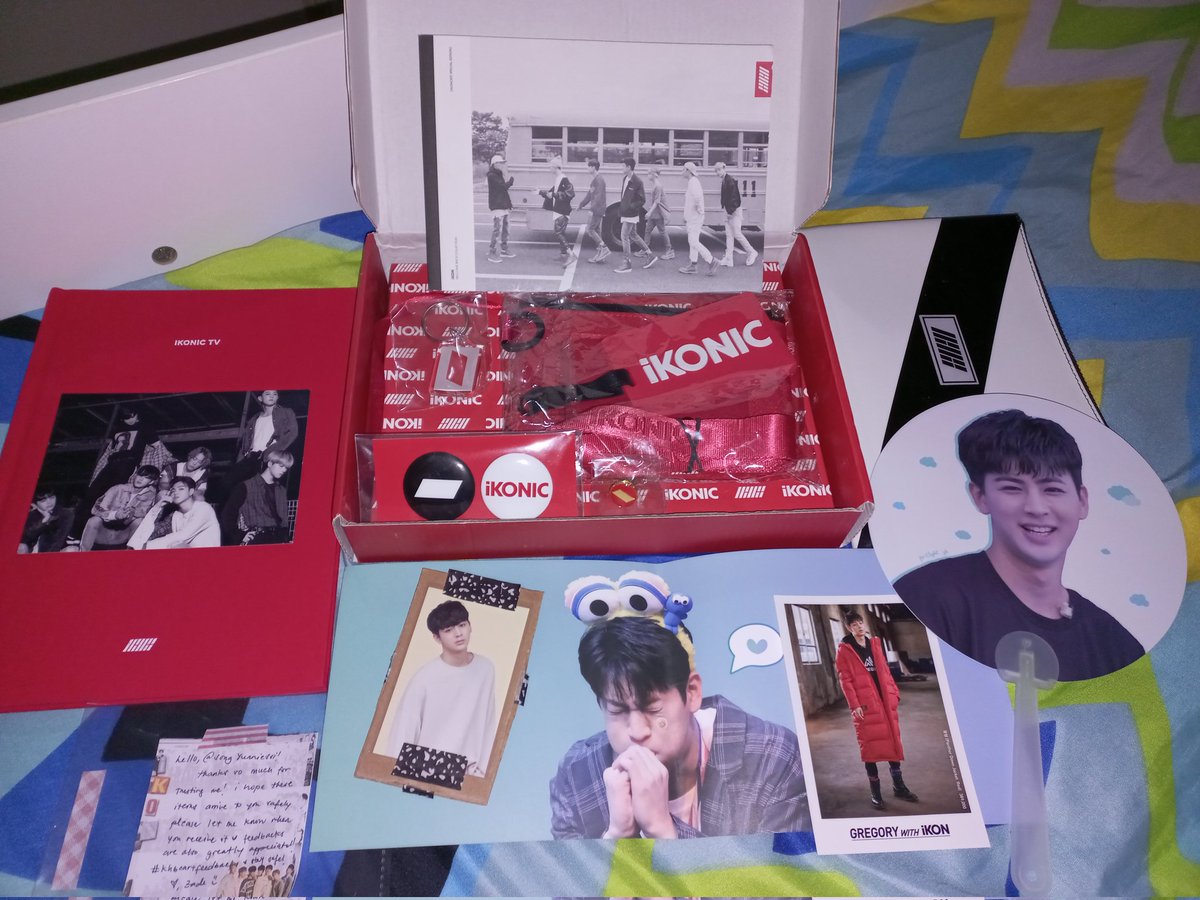 SongYunnieNim's tweet photo. Di ko pa nao-open actual items na-happy na agad ako sa fan and banner. ๐ Budols came home safe. Thank you, @khbcart_ ! 'til next time. ๐๐
#khbcartfeedbacks https://t.co/J85prKmLtI