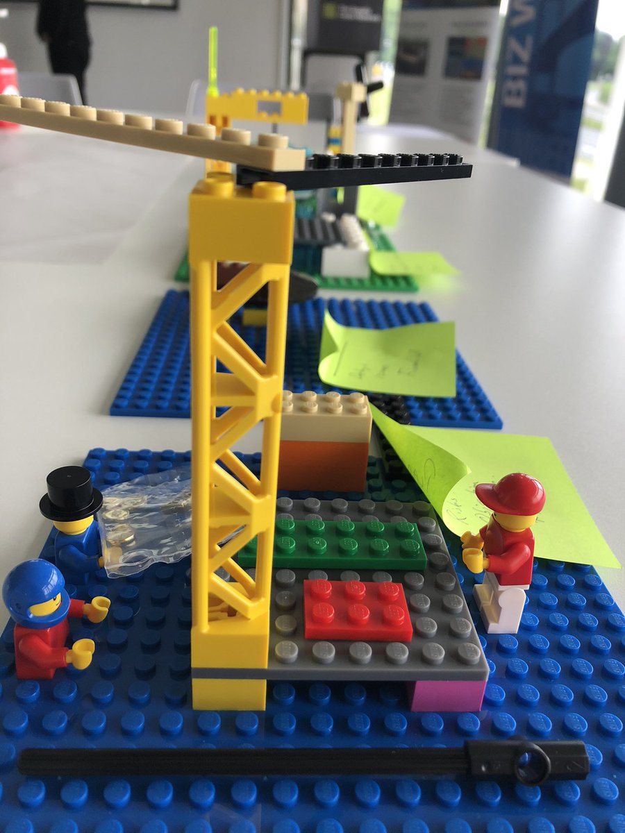 Engaging workshop this morning considering #decarbonisation strategy risks (via the medium of <a href="/LEGO_Group/">LEGO</a>) and talent management in the #humber region. Thanks <a href="/oslconsulting/">OSL</a> for running the show #HBW2022 #Sustainability