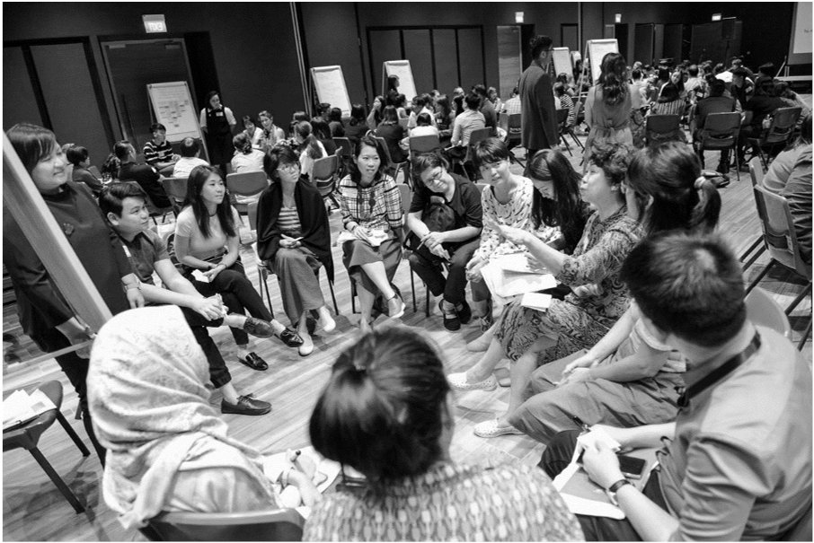 ✨It was such a privilege to share our knowledge of designing &amp; delivering arts &amp; health programmes at the National Arts Council #Singapore 🇸🇬event 'Let's Connect'.  We heard from brilliant speakers <a href="/asenseoffalling/">Amanda Chong</a> , Rosemary McGowan &amp; more...✨