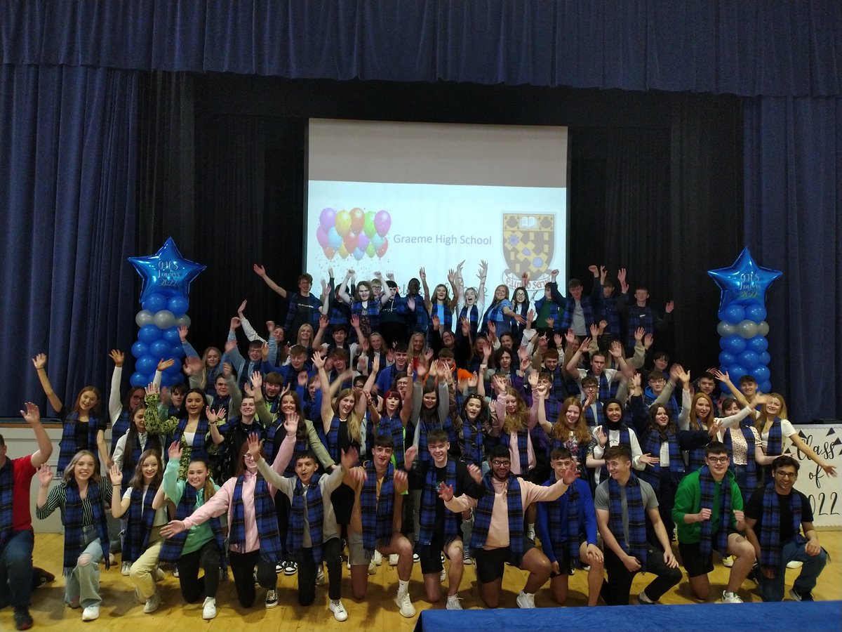 Got to say goodbye to a special bunch of people today at our S6 Leavers breakfast. Class of 2022 leaves with a Graeme High tartan scarf as well as our best wishes for the future. 👍