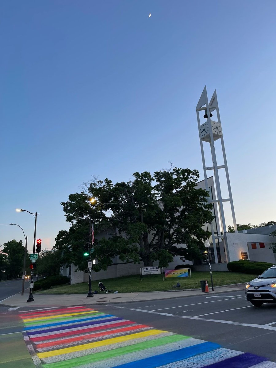 Let love GROW 🪴 At Inari, we’re defined by our diversity because it’s what helps us build a better world for tomorrow. Standing by the LGBTQ+ communities today, and every day, brings us great #Pride. Stay tuned for more 🌈